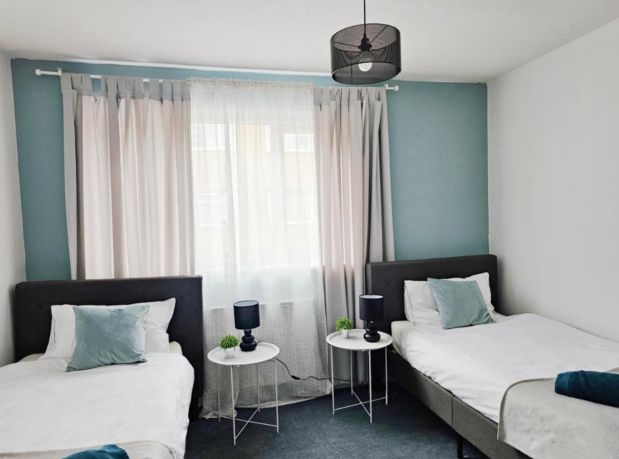 Guest House - Close To All Amenities Northampton Luaran gambar